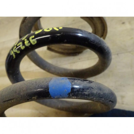 Ressort de suspension arriere gauche CITROEN C-CROSSER d’occasion