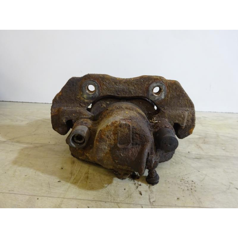 Etrier avant gauche (freinage) FORD TRANSIT CONNECT PHASE 2 d’occasion