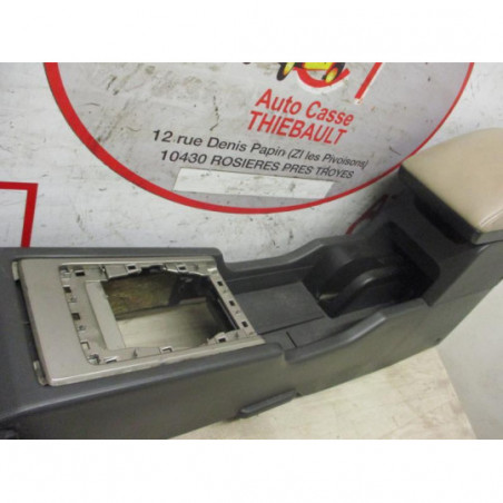 Console central (interieur plastique) NISSAN X-TRAIL I PHASE 1 d’occasion