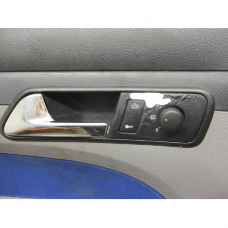 Panneau de porte avant gauche VOLKSWAGEN CADDY II COMBI d’occasion