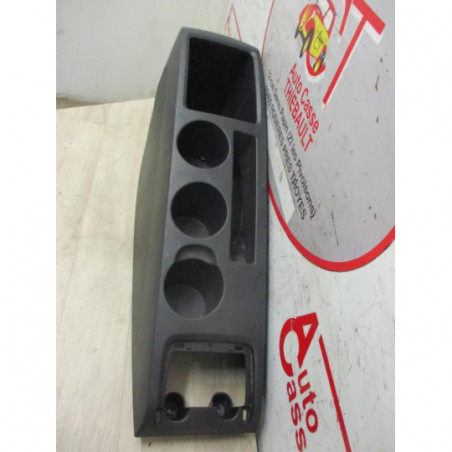 Console central (interieur plastique) TOYOTA COROLLA VERSO II PHASE 1 d’occasion