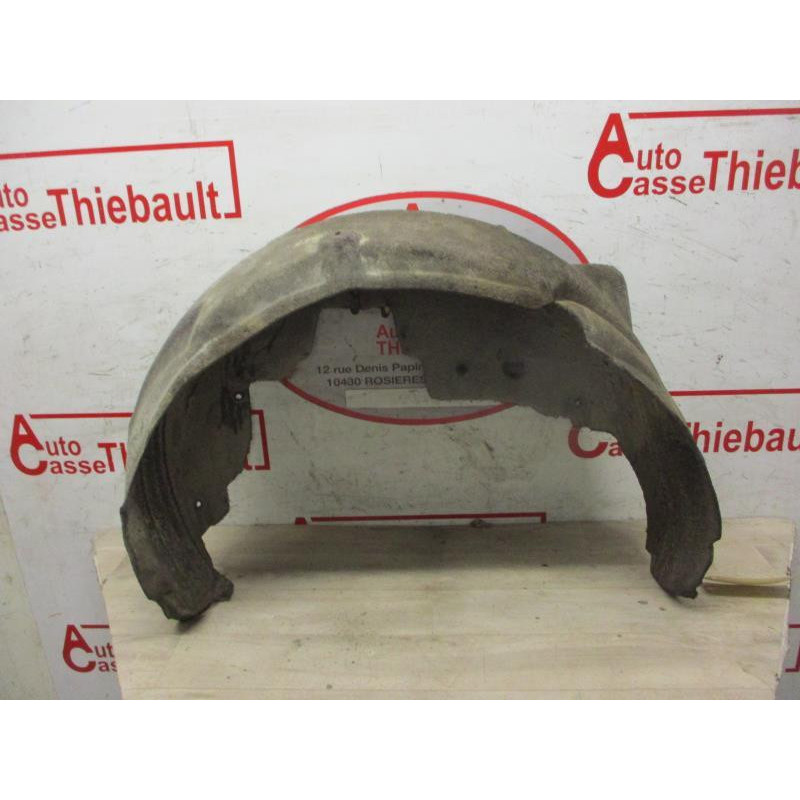 Pare boue arriere gauche TOYOTA COROLLA VERSO II PHASE 1 d’occasion