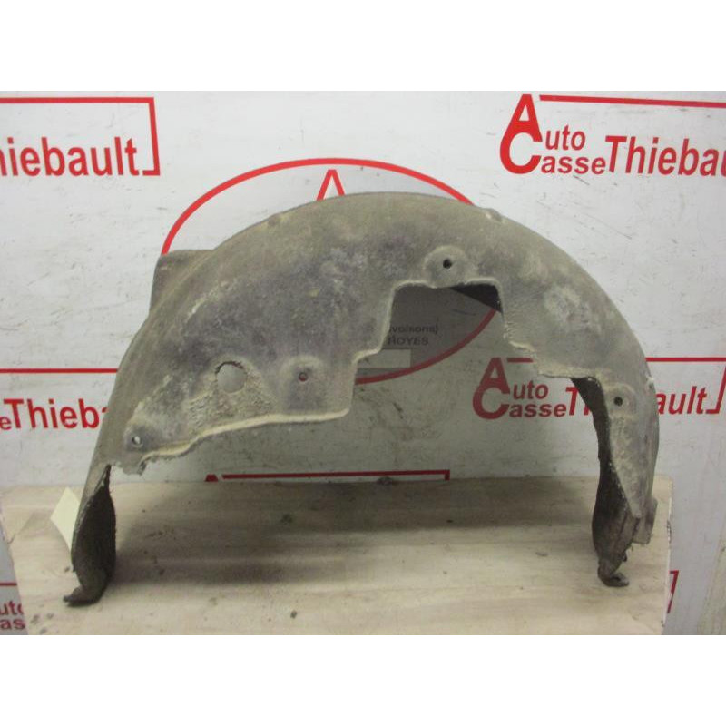Pare boue arriere gauche TOYOTA COROLLA VERSO II PHASE 1 d’occasion