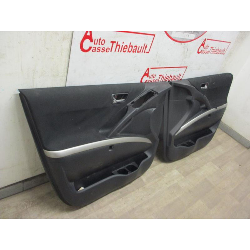 Interieur complet TOYOTA COROLLA VERSO II PHASE 1 d’occasion