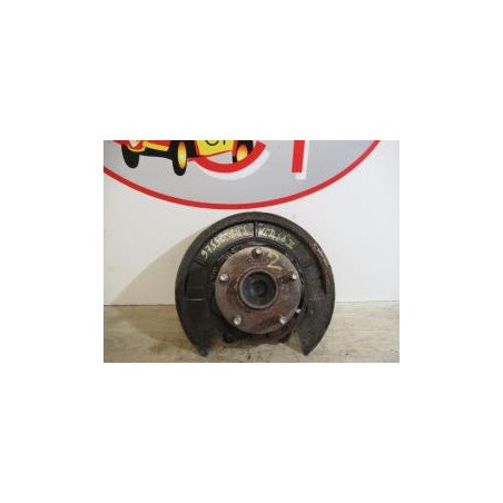 Fusee arriere gauche TOYOTA COROLLA VERSO II PHASE 1 d’occasion