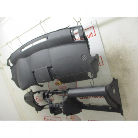 Tableau de bord TOYOTA COROLLA VERSO II PHASE 1 d’occasion