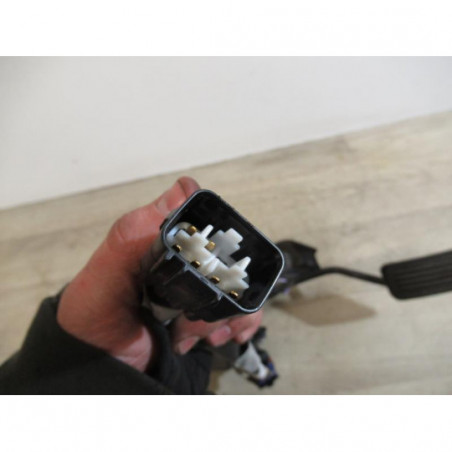 Potentiometre de pedale de gaz d'accelerateur TOYOTA COROLLA VERSO II PHASE 1 d’occasion