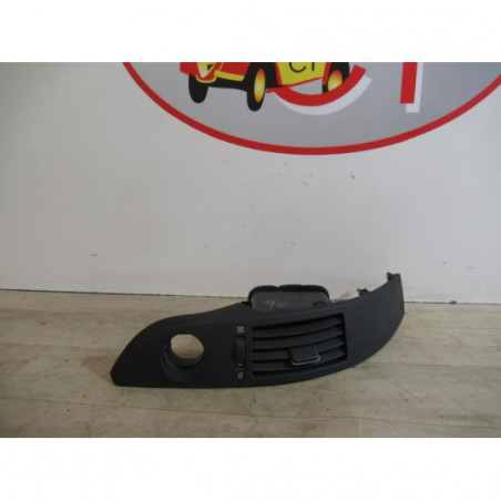 Aerateur tableau de bord avant gauche TOYOTA COROLLA VERSO II PHASE 1 d’occasion