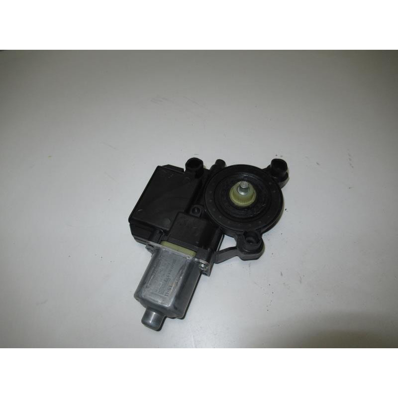 Mot. leve vitre arriere gauche VOLKSWAGEN POLO V (6R/6C) PHASE 1 d’occasion
