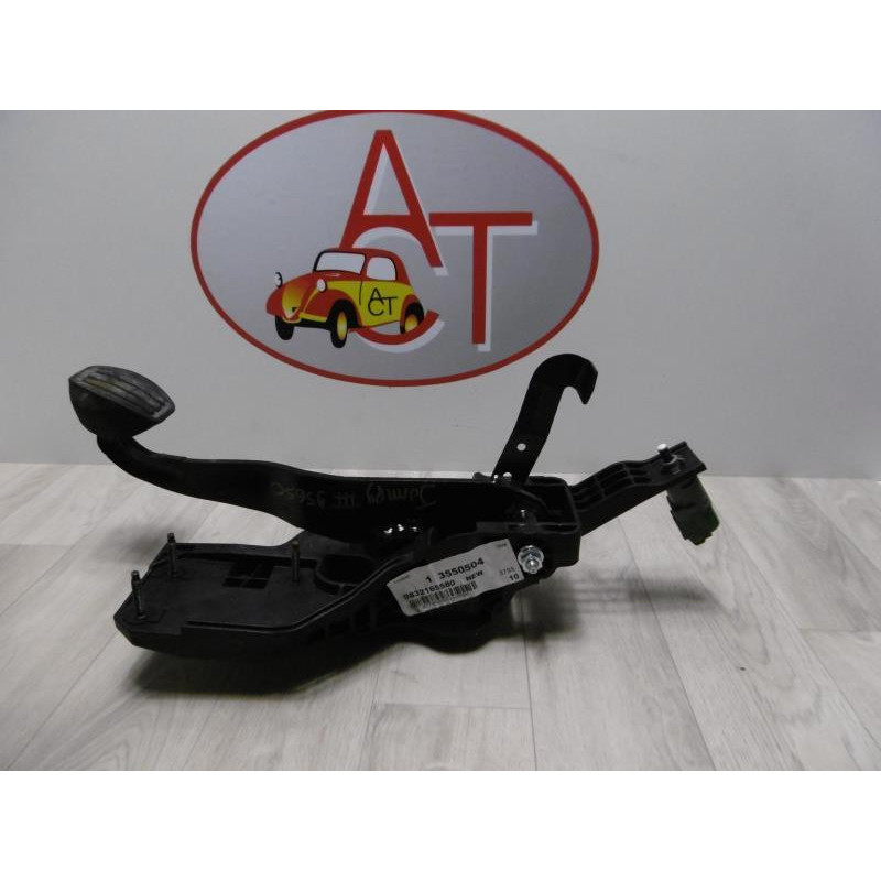 Pedalier de frein CITROEN JUMPY III CABINE APPROFONDIE d’occasion