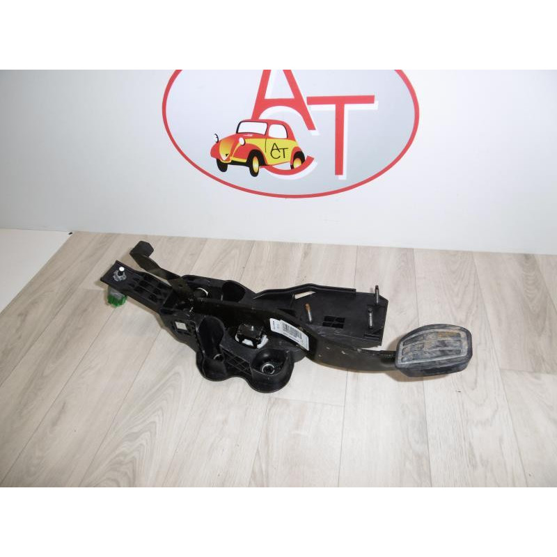 Pedalier de frein CITROEN JUMPY III CABINE APPROFONDIE d’occasion