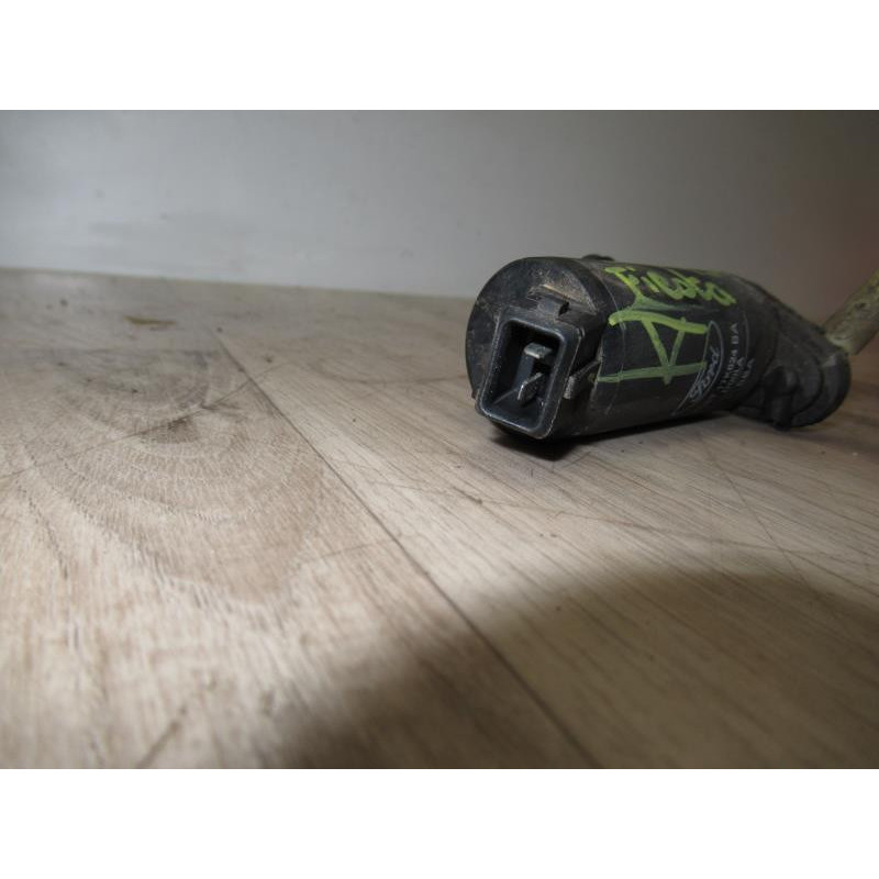 Pompe lave glace avant FORD FIESTA V d’occasion