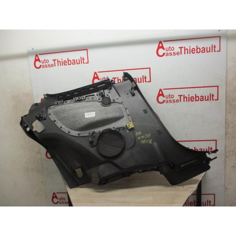 Garniture laterale arriere droite ALFA ROMEO MITO d’occasion