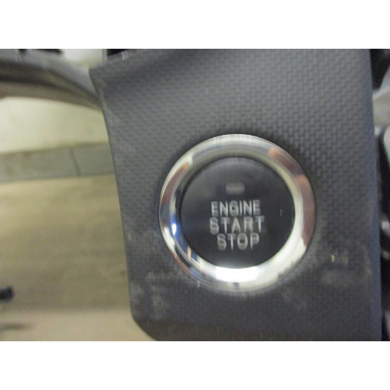 Tableau de bord TOYOTA AURIS I PHASE 1 d’occasion