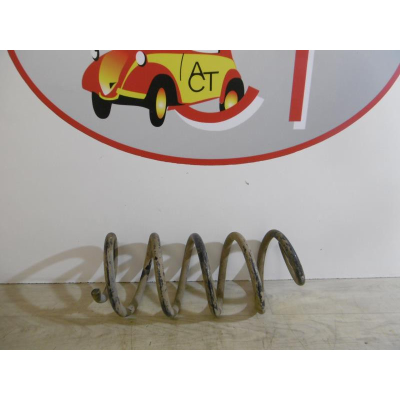 Ressort de suspension arriere droit DACIA DUSTER PHASE 1 d’occasion