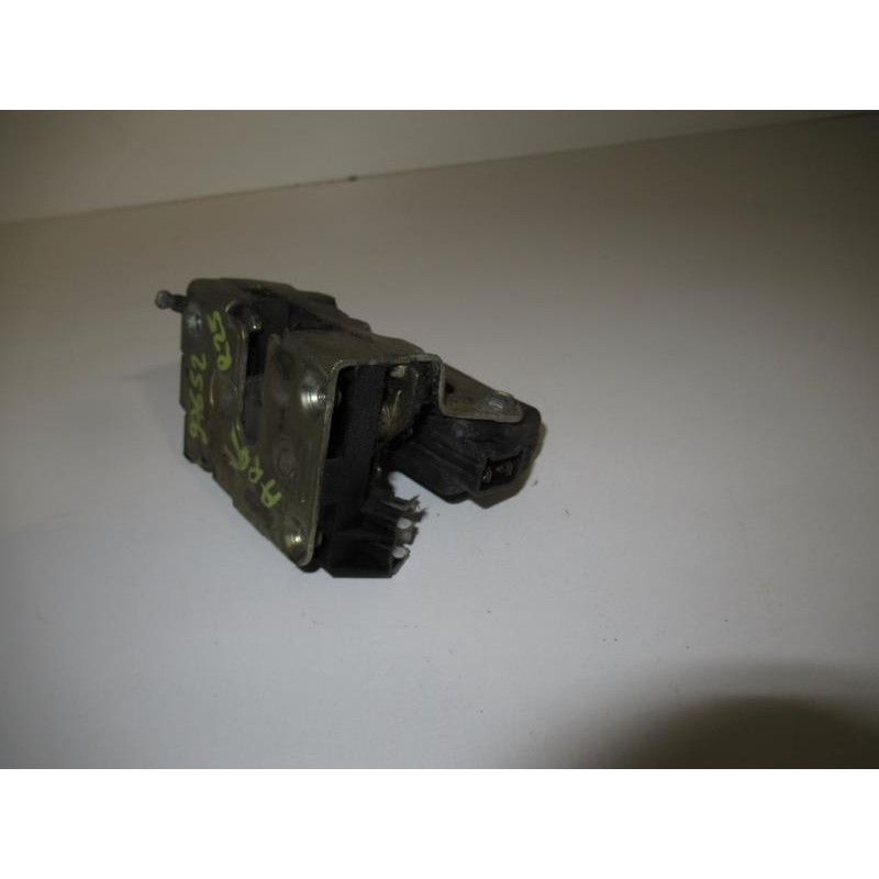 Serrure arriere gauche RENAULT R25 PHASE 2 d’occasion