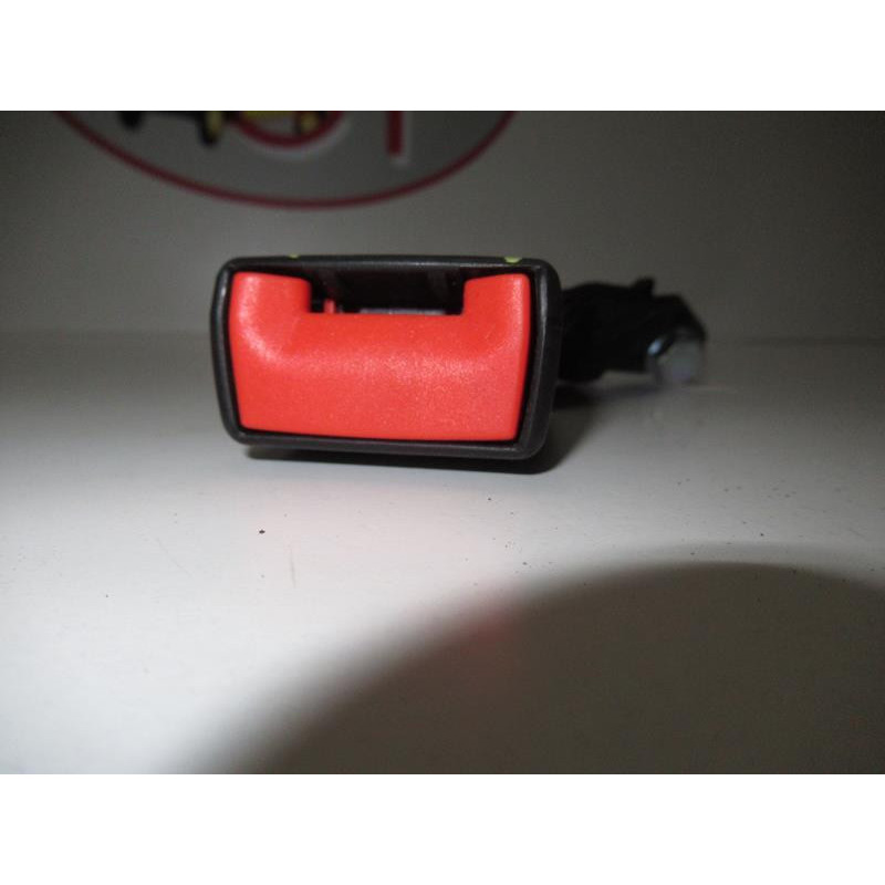 Attache ceinture arriere droit FORD KA II d’occasion