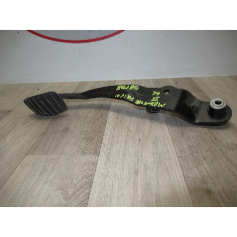 Pedalier de frein RENAULT MEGANE II CC PHASE 1 d’occasion