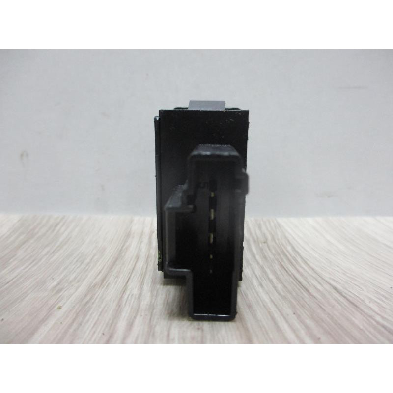 Commande de reglage hauteur de phare PEUGEOT 207 PHASE 2 d’occasion