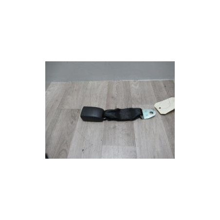 Attache ceinture arriere  TOYOTA COROLLA VERSO II PHASE 1 d’occasion