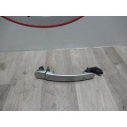 Poignee porte arriere gauche VOLKSWAGEN POLO IV (9N3) PHASE 2 d’occasion