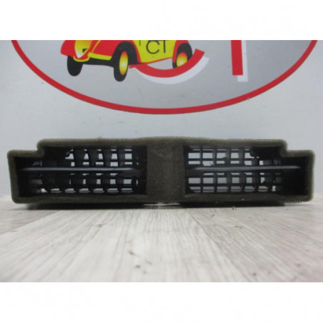 Aerateur tableau de bord central AUDI A4 (B8) d’occasion