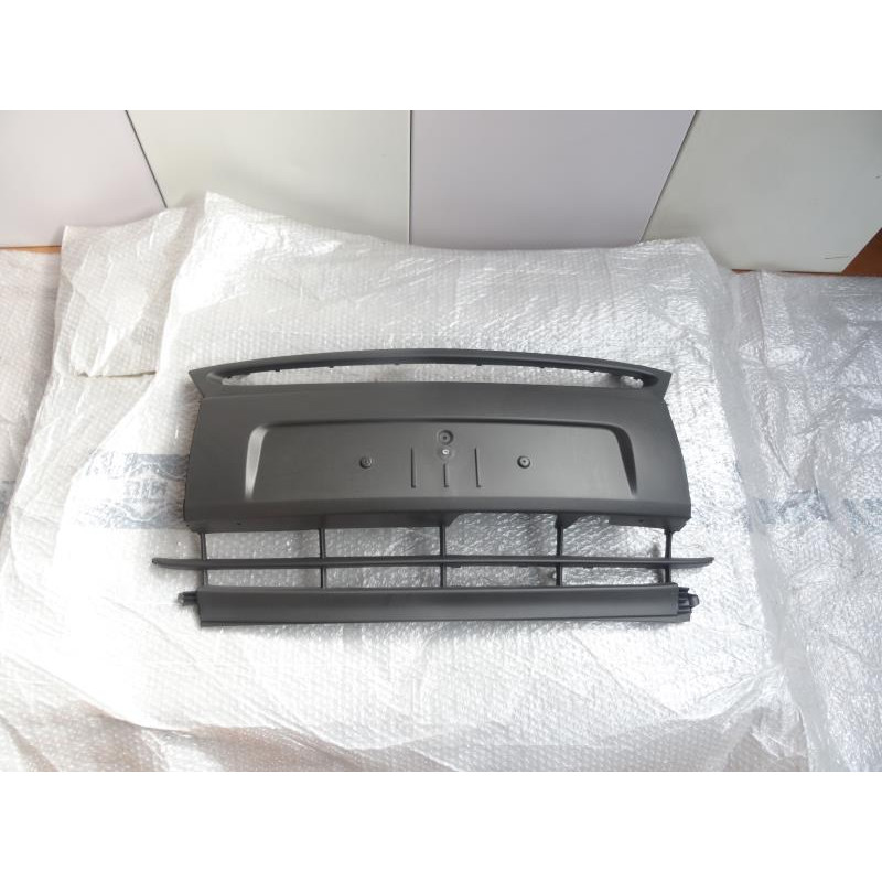 Pare choc avant FORD KA II d’occasion