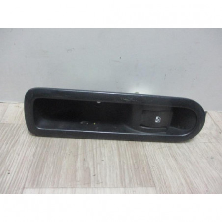 Interrupteur de leve vitre arriere droit RENAULT SCENIC II d’occasion
