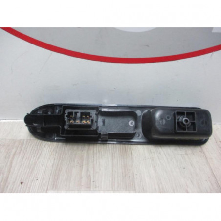 Interrupteur de leve vitre avant droit PEUGEOT 307 SW PHASE 1 d’occasion
