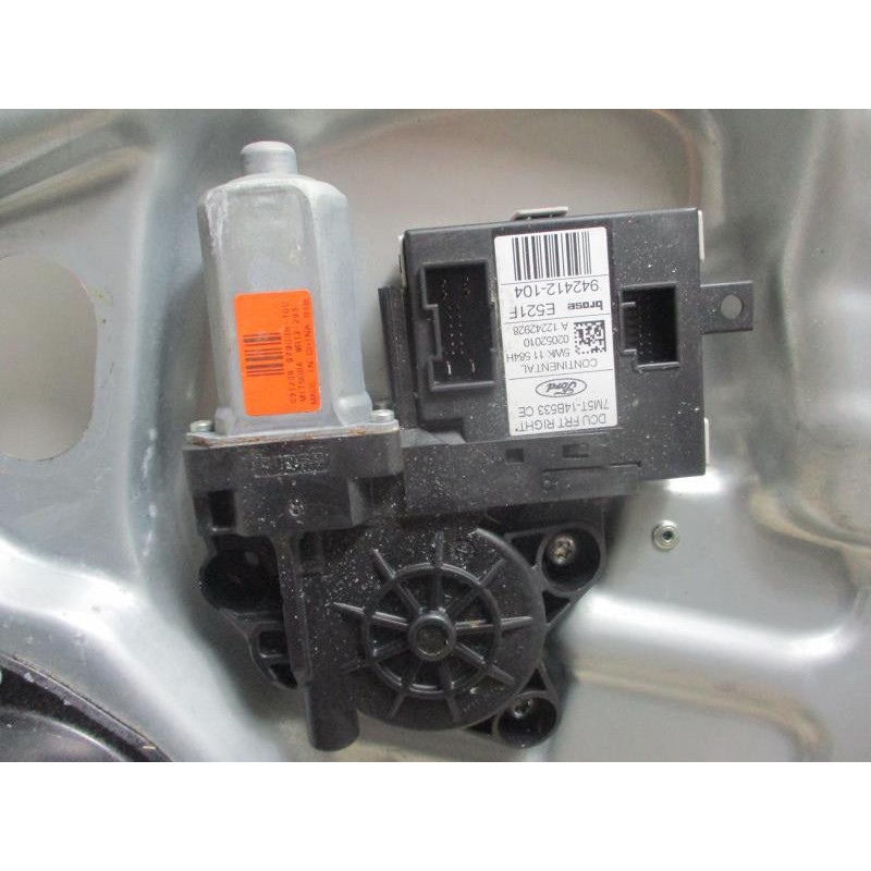 Mecanisme de leve vitre electrique avant droit FORD KUGA d’occasion