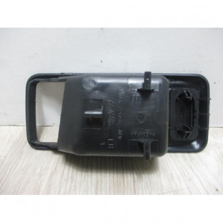 Support poignee porte avant gauche FORD KUGA d’occasion