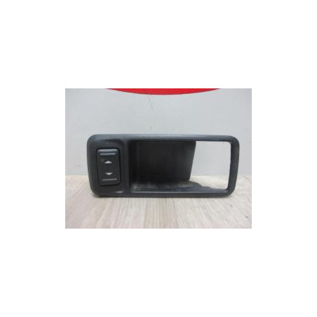 Interrupteur de leve vitre arriere droit FORD KUGA d’occasion
