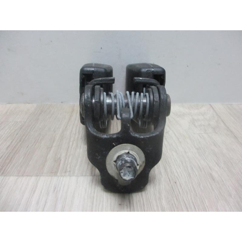 Attache ceinture arriere droit FORD KUGA d’occasion