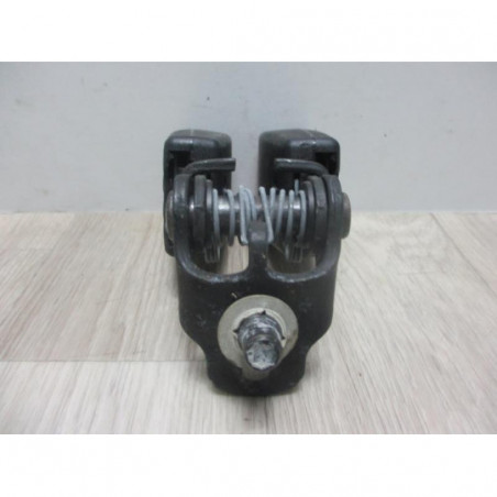 Attache ceinture arriere droit FORD KUGA d’occasion