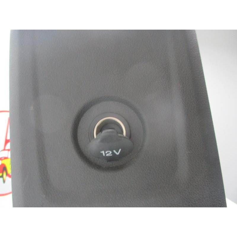 Console central (interieur plastique) FORD KUGA d’occasion