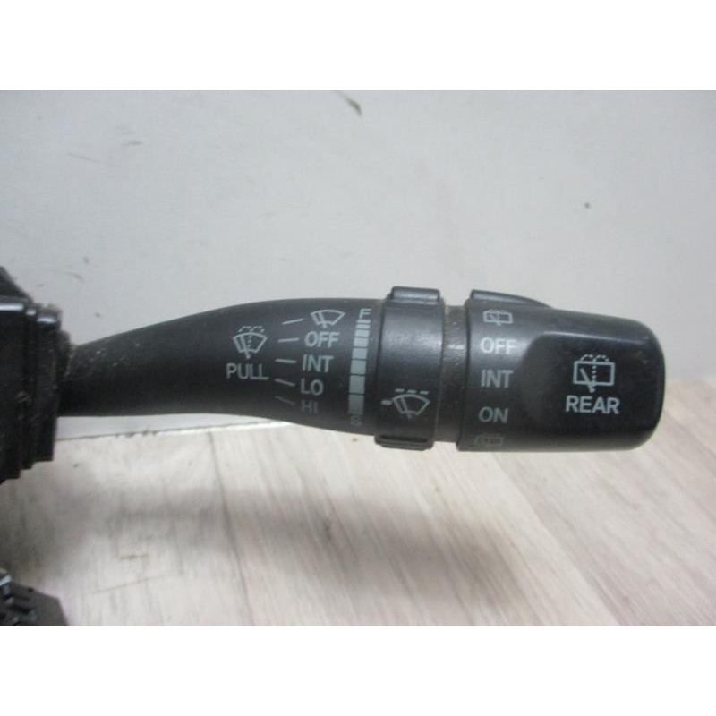 Com (Bloc Contacteur Tournant+Commodo Essuie Glace+Commodo Phare) HYUNDAI SANTA FE I PHASE 2 d’occasion