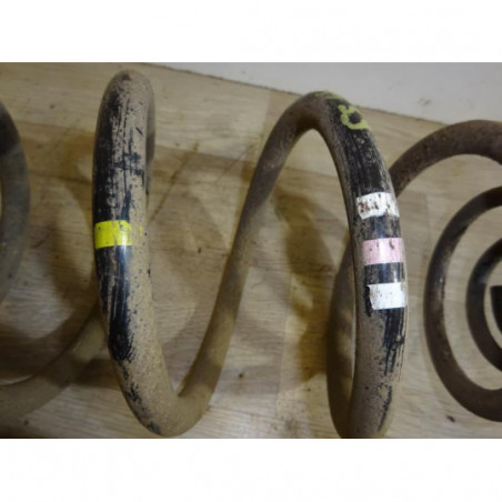 Ressort de suspension arriere gauche RENAULT KANGOO II d’occasion