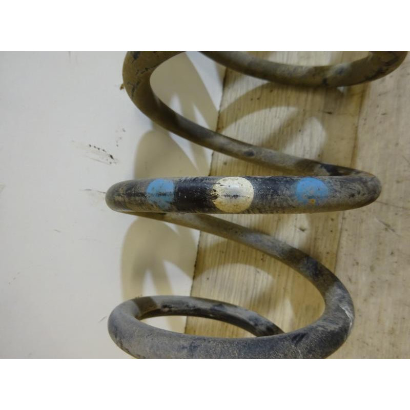 Ressort de suspension arriere gauche TOYOTA AURIS I PHASE 1 d’occasion