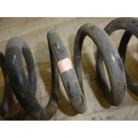 Ressort de suspension arriere gauche FORD KUGA d’occasion