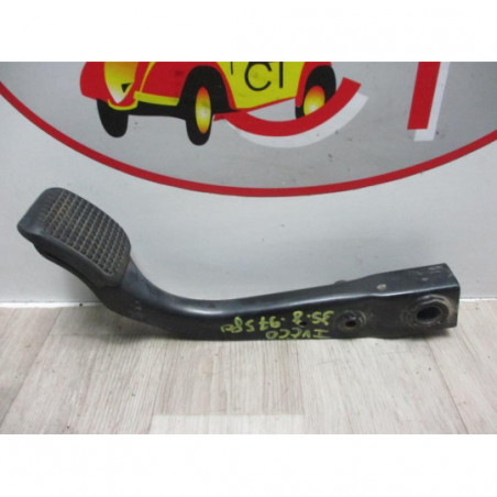 Pedalier de frein IVECO  d’occasion