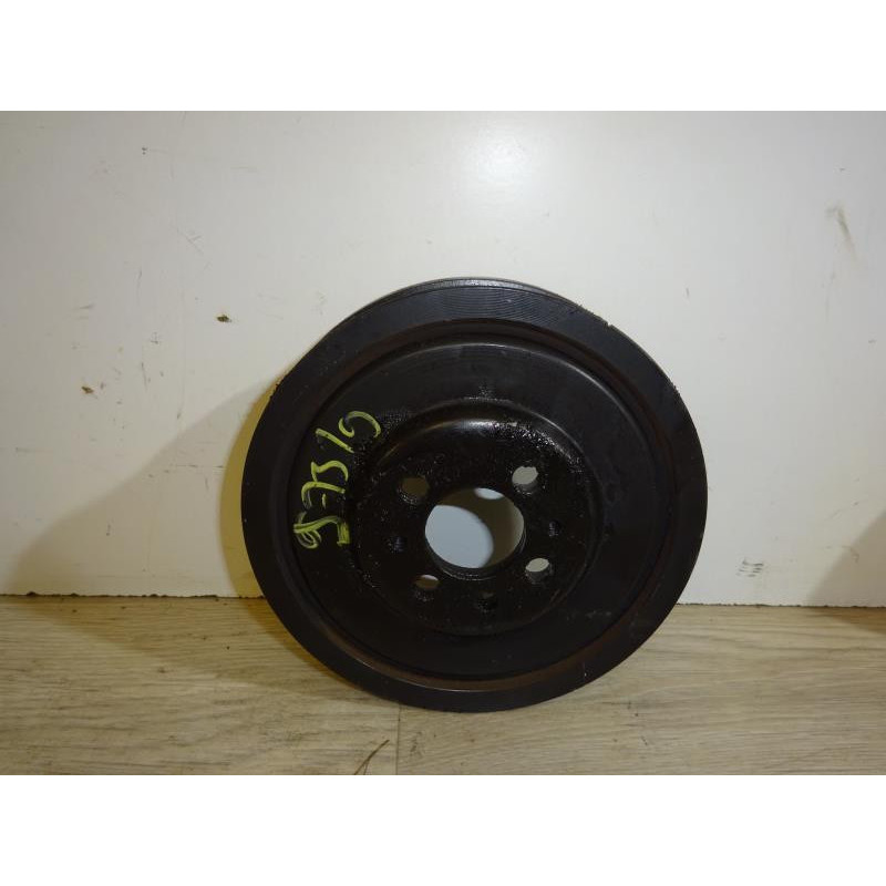 Poulie damper VOLKSWAGEN POLO IV (9N3) PHASE 2 d’occasion