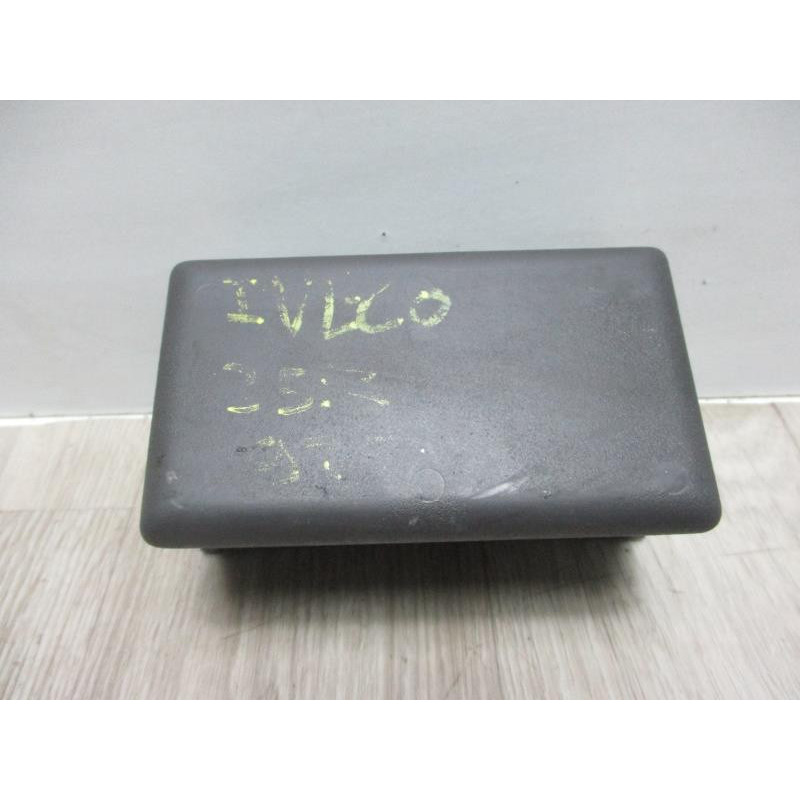 vide poche IVECO  d’occasion