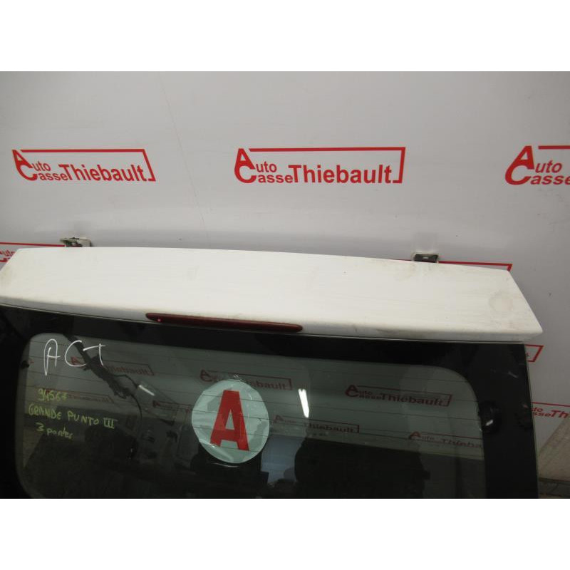 Malle/Hayon arriere FIAT PUNTO III GRANDE PUNTO d’occasion
