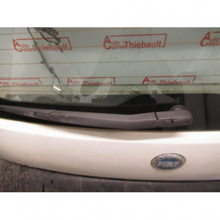 Malle/Hayon arriere FIAT PUNTO III GRANDE PUNTO d’occasion