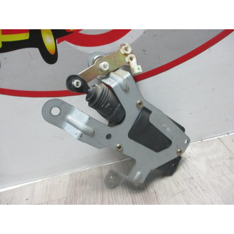 Fermeture centralisee arriere gauche HYUNDAI SANTA FE I PHASE 2 d’occasion