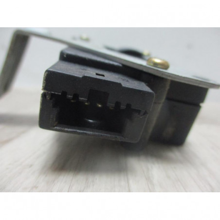 Fermeture centralisee arriere gauche HYUNDAI SANTA FE I PHASE 2 d’occasion