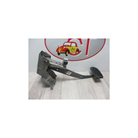 Pedalier de frein HYUNDAI SANTA FE I PHASE 2 d’occasion