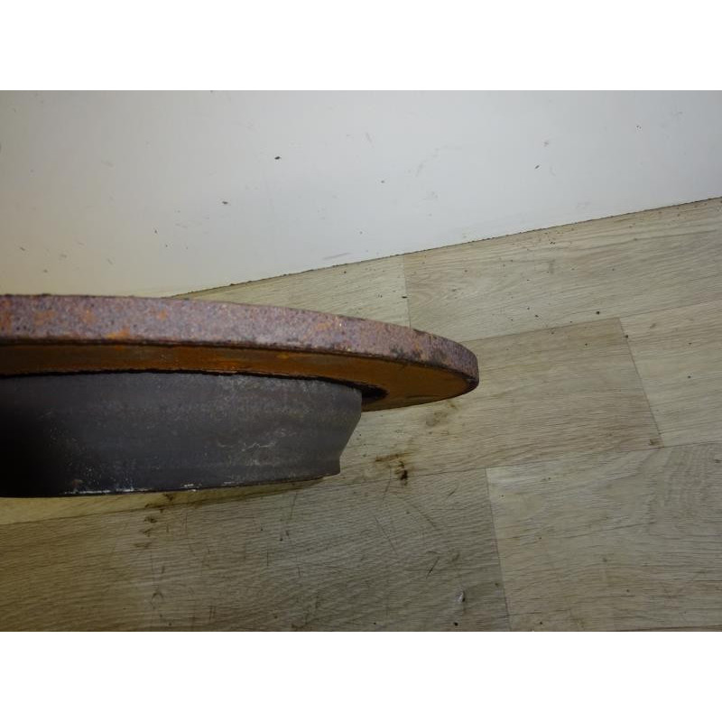 Disque arriere droit (freinage) FORD KUGA d’occasion