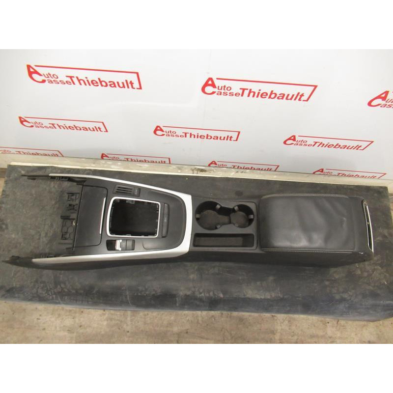 Console central (interieur plastique) AUDI A4 (B8) d’occasion