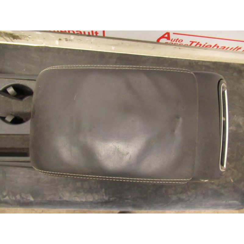 Console central (interieur plastique) AUDI A4 (B8) d’occasion